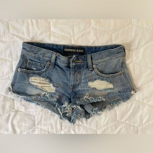 Womens Express Jean shorts. Size 00.